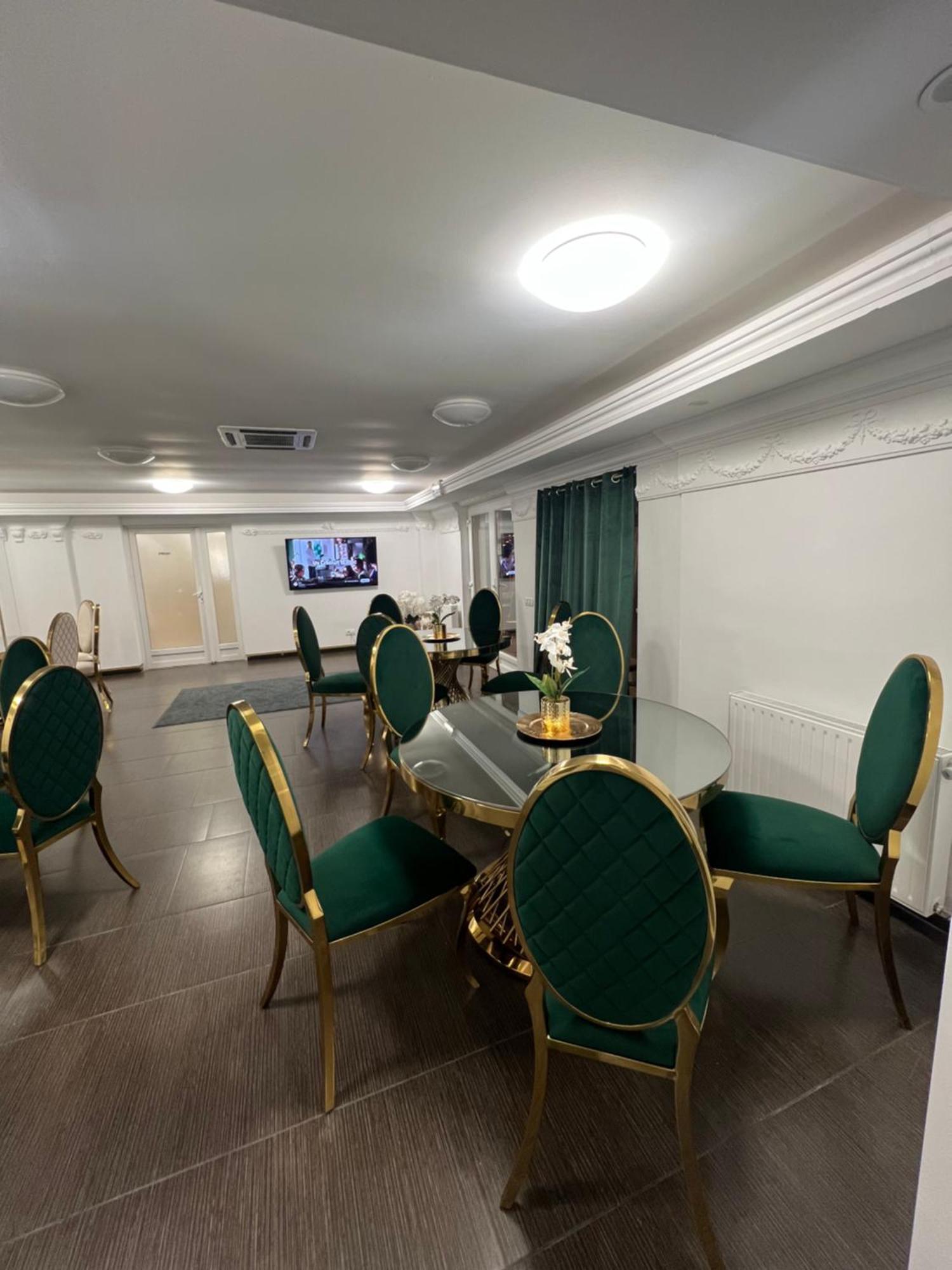 Hotel Vandia Timisoara Bagian luar foto