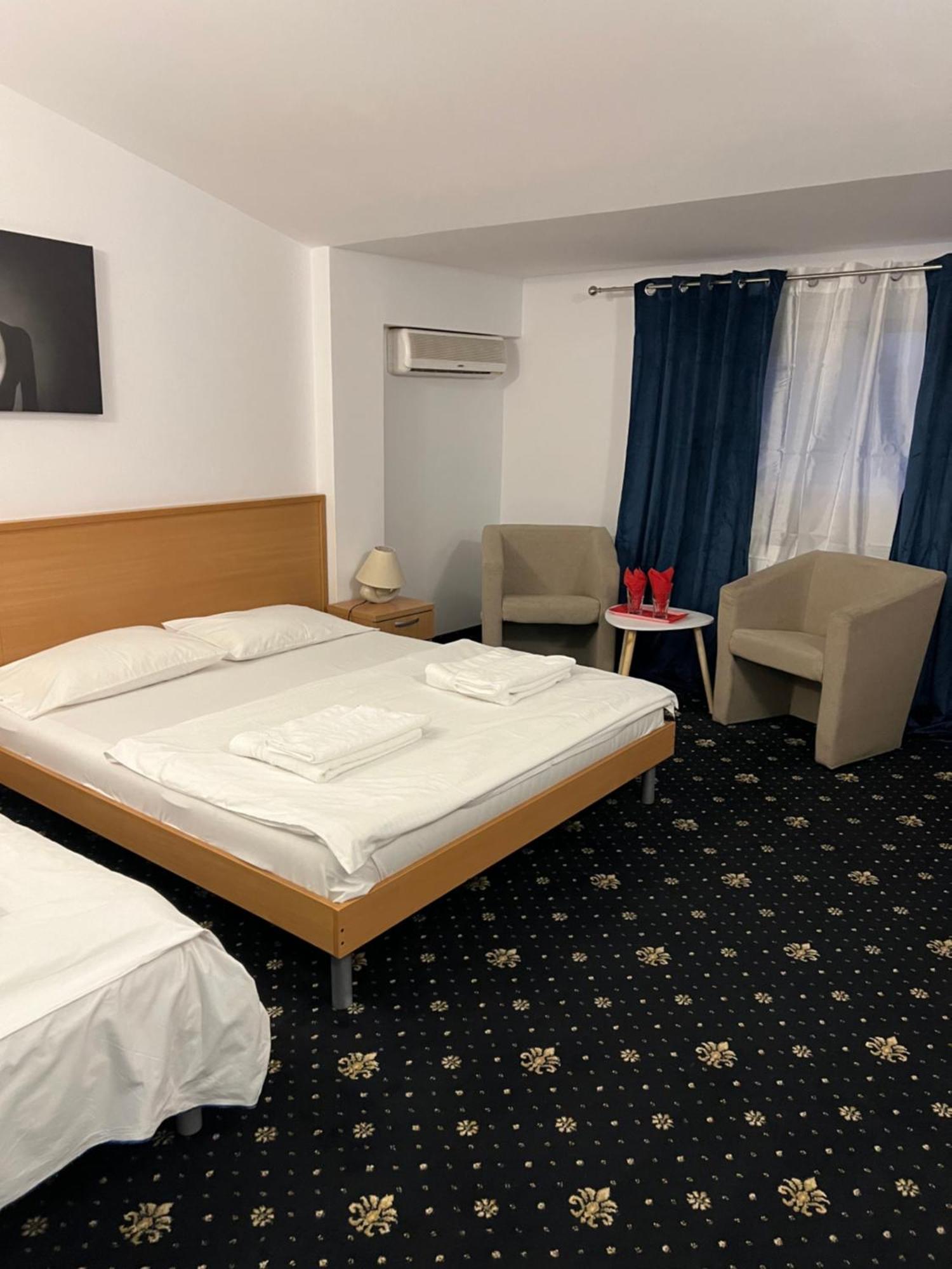 Hotel Vandia Timisoara Bagian luar foto