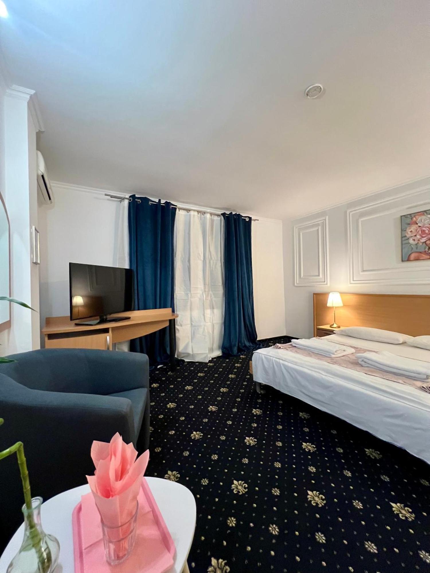 Hotel Vandia Timisoara Bagian luar foto